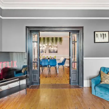 Escape - 7br, Hot Tub & Parking * Robin Hood's Bay