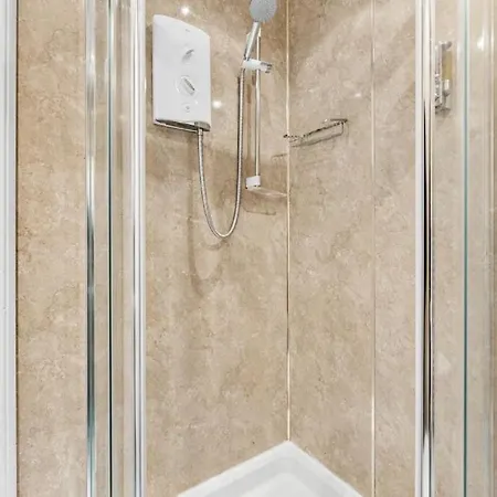 Escape - 7br, Hot Tub & Parking Сasa de vacaciones Robin Hood's Bay